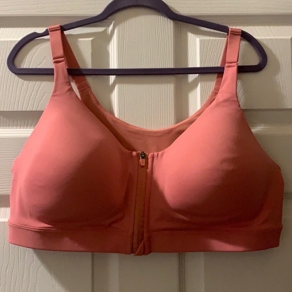 40D Old Navy sports bra